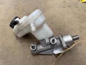 Used Master cylinder Renault Twingo II (CN) 1.2 Price € 35,00 Margin scheme offered by F. van den Mosselaar autodemontage
