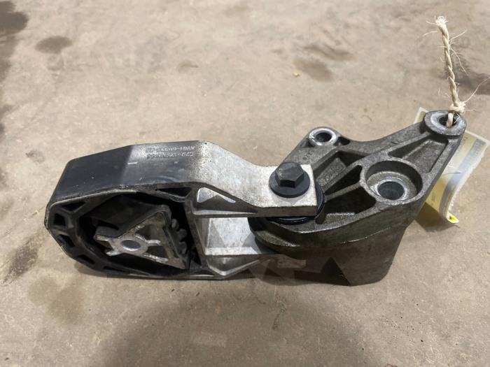 Used Engine mount Ford Focus 3 1.6 Ti-VCT 16V 105 Price € 15,00 Margin scheme offered by F. van den Mosselaar autodemontage