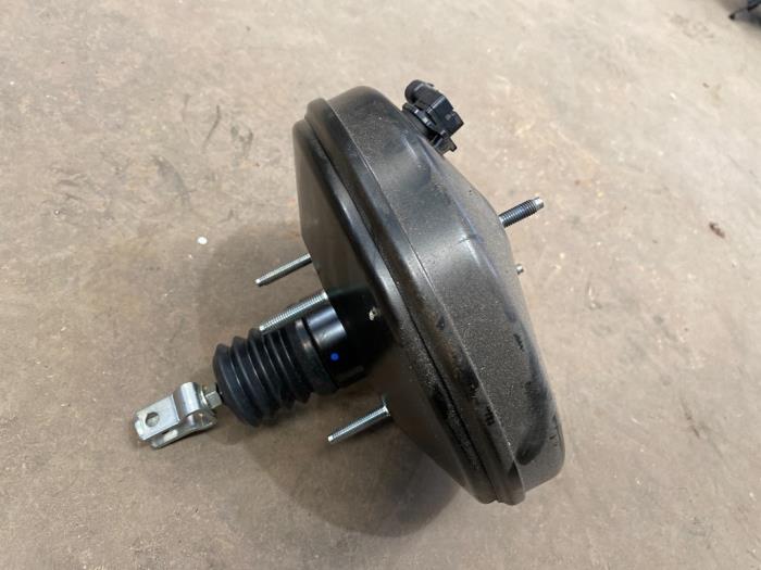 Usados Servofreno Toyota Aygo (B40) 1.0 12V VVT-i Precio € 25,00 Norma de margen ofrecido por F. van den Mosselaar autodemontage