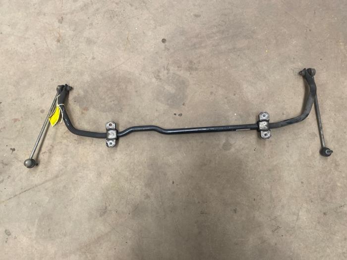 Front anti-roll bar from a Seat Leon (5FB) 1.6 TDI Ecomotive 16V 2013