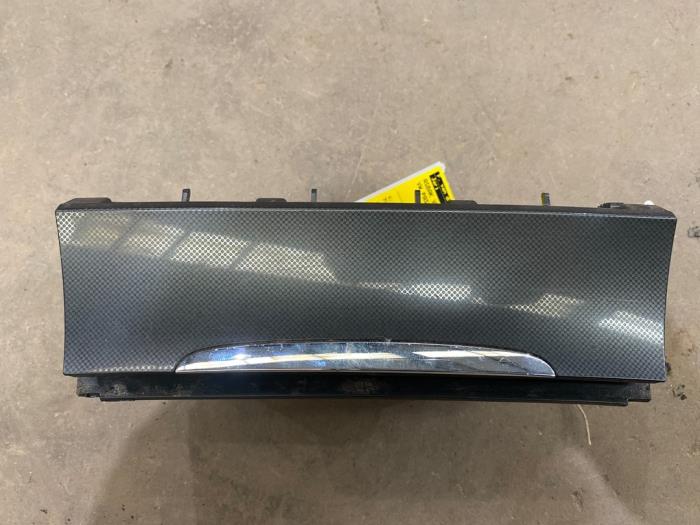 Begagnade Askkopp, fram Volkswagen Passat Variant (3C5) 1.6 FSI 16V Pris € 10,00 Marginaltabell erbjuds av F. van den Mosselaar autodemontage