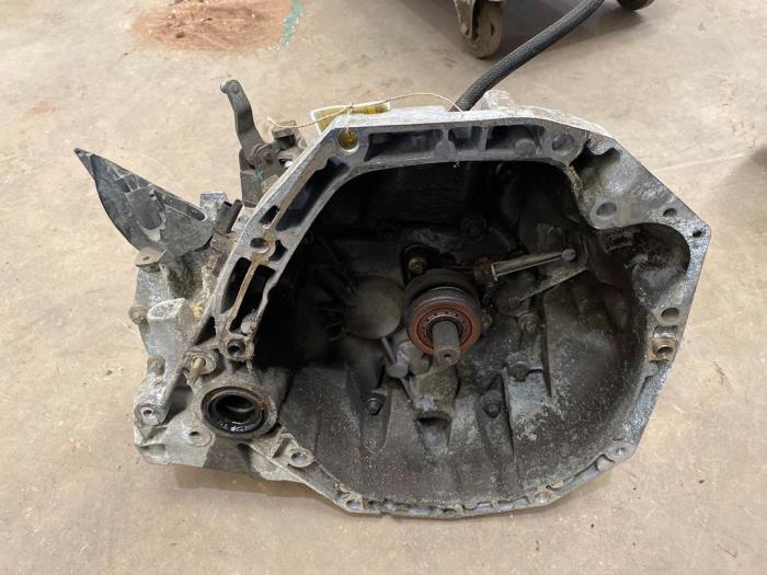 Gebrauchte Getriebe Renault Clio III (BR/CR) 1.5 dCi 70 Preis € 150,00 Margenregelung angeboten von F. van den Mosselaar autodemontage