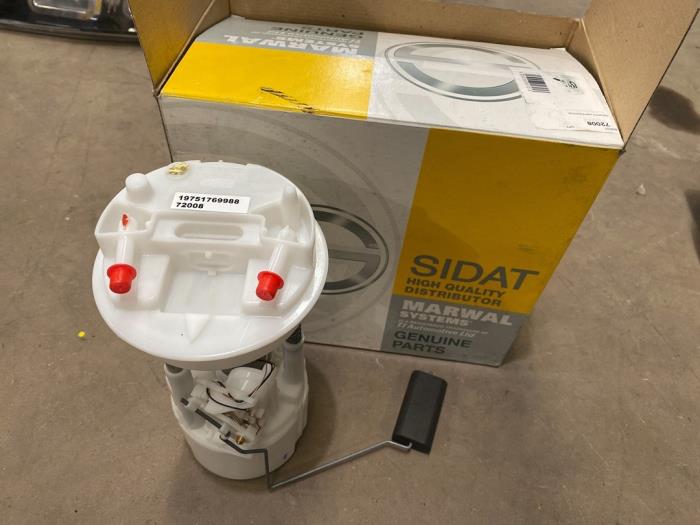 Gebrauchte Kraftstoffpumpe Elektrisch Fiat Punto I (176) 60 1.2 S,SX,Selecta Preis € 25,00 Margenregelung angeboten von F. van den Mosselaar autodemontage