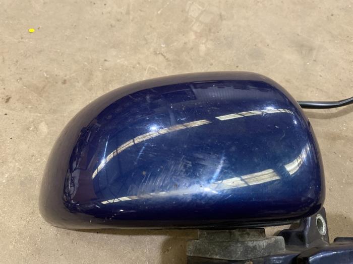 Wing mirror, right from a Volkswagen New Beetle (9C1/9G1) 2.0 2000