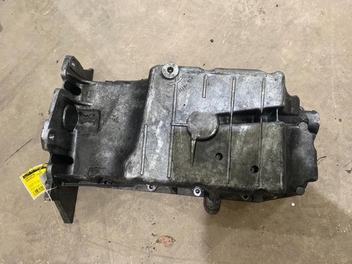Sump from a Chevrolet Cruze (300) 1.6 16V 2009