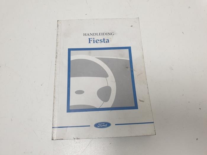 Używane Instrukcja Ford Fiesta 4 Cena € 10,00 Procedura marży oferowane przez F. van den Mosselaar autodemontage
