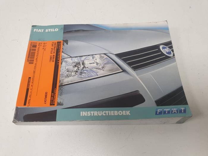 Używane Instrukcja Fiat Stilo (192A/B) 1.2 16V 3-Drs. Cena € 10,00 Procedura marży oferowane przez F. van den Mosselaar autodemontage