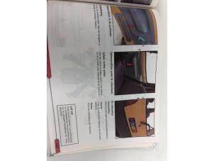 Used Instruction Booklet Renault Twingo (C06) Price € 10,00 Margin scheme offered by F. van den Mosselaar autodemontage