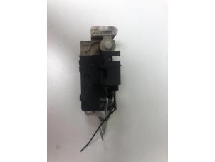 Used Door lock mechanism 2-door, left Fiat Ducato (243/244/245) 2.0 JTD Price € 15,00 Margin scheme offered by F. van den Mosselaar autodemontage