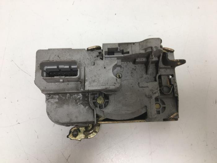 Front door lock mechanism 4-door, right Citroen C5 II Berline 1.6 HDiF ...