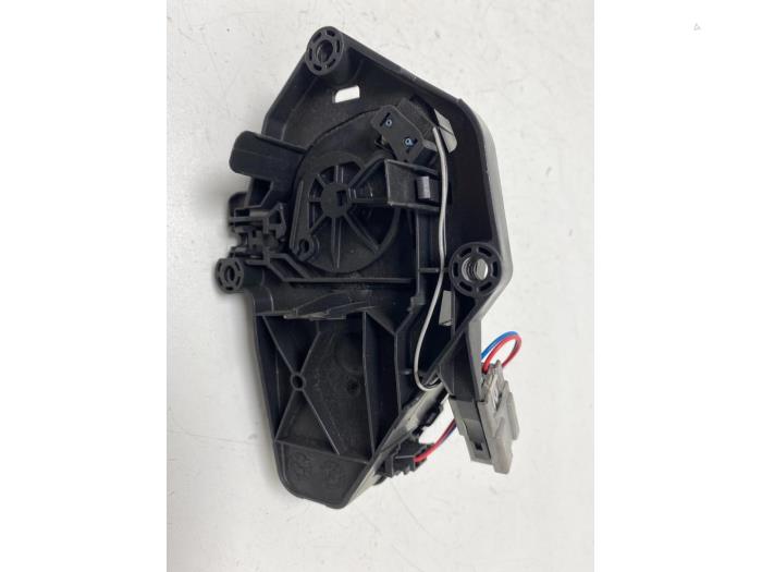 Tailgate motor from a Ford C-Max (DXA) 1.6 TDCi 16V 2013