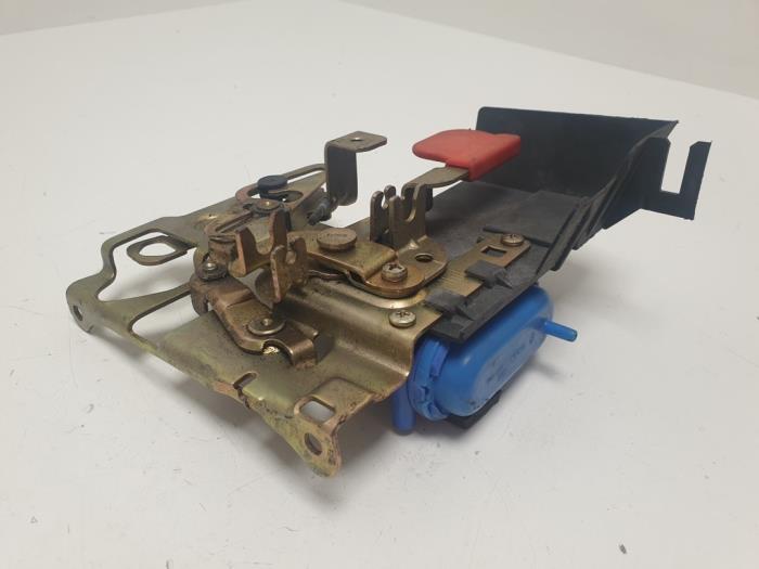 Central locking vacuum pump
