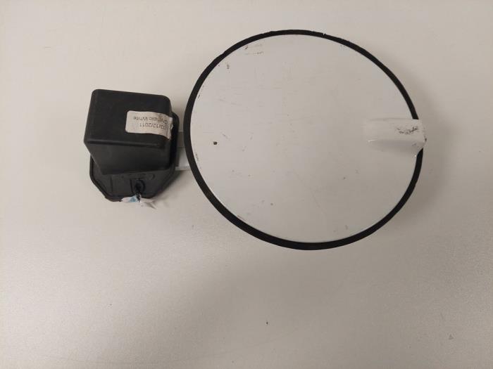 Begagnade Tanklucka Opel Zafira (M75) 1.7 CDTi 16V Pris € 10,00 Marginaltabell erbjuds av F. van den Mosselaar autodemontage