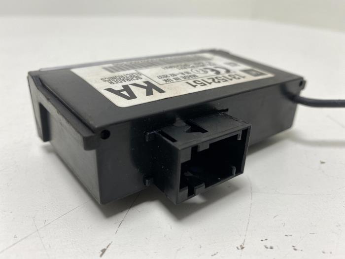 Däcktrycksmodul från en Opel Signum (F48) 2.2 DGI 16V 2004