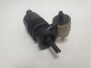 Windscreen washer pump from a Seat Arosa (6H1) 1.4 MPi 2001
