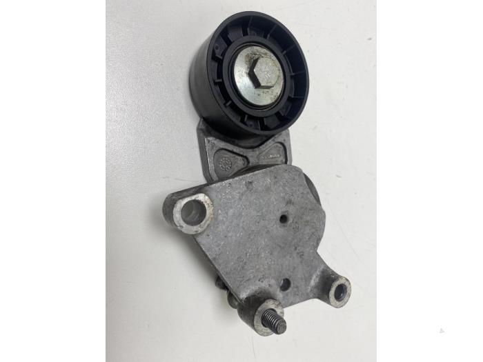 Usados Rodillo tensor correa múltiple Ford Focus C-Max 1.6 TDCi 16V Precio € 10,00 Norma de margen ofrecido por F. van den Mosselaar autodemontage