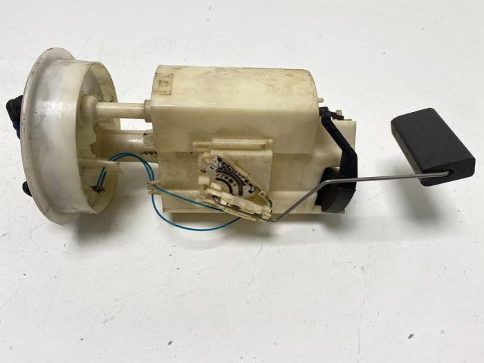 Usagé Pompe à carburant Volkswagen Polo III (6N2) 1.9 SDI Prix € 25,00 Règlement à la marge proposé par F. van den Mosselaar autodemontage