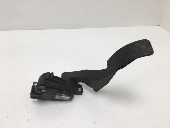 Begagnade Gaspedalsensor Seat Toledo (1M2) 1.9 TDI 110 Pris € 25,00 Marginaltabell erbjuds av F. van den Mosselaar autodemontage