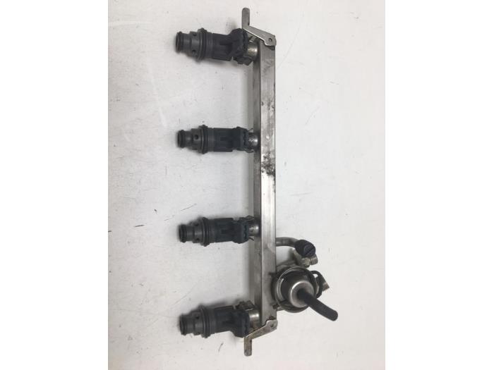 Usagé Système d'injection Opel Corsa B (73/78/79) 1.2i 16V Prix € 15,00 Règlement à la marge proposé par F. van den Mosselaar autodemontage