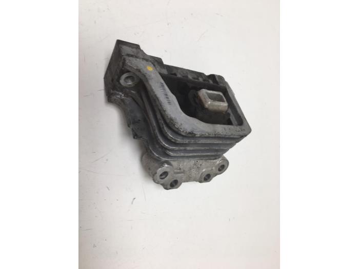 Engine mount Peugeot 207/207+ (WA/WC/WM), 2006 / 2015 1.4 16V VTi, Hatchback, Petrol, 1.397cc, 70kW (95pk), FWD, EP3C; 8FP, 2009-07 / 2013-10, WA8FP; WC8FP (Used)