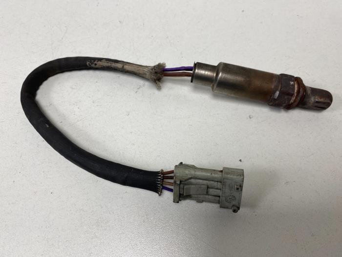 Używane Sonda lambda Peugeot 206 (2A/C/H/J/S) 1.4 XR,XS,XT,Gentry Cena € 10,00 Procedura marży oferowane przez F. van den Mosselaar autodemontage