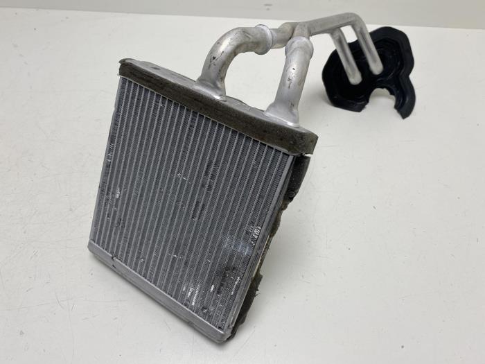 Heating radiator from a Ford Fiesta 6 (JA8) 1.0 EcoBoost 12V 100 2014