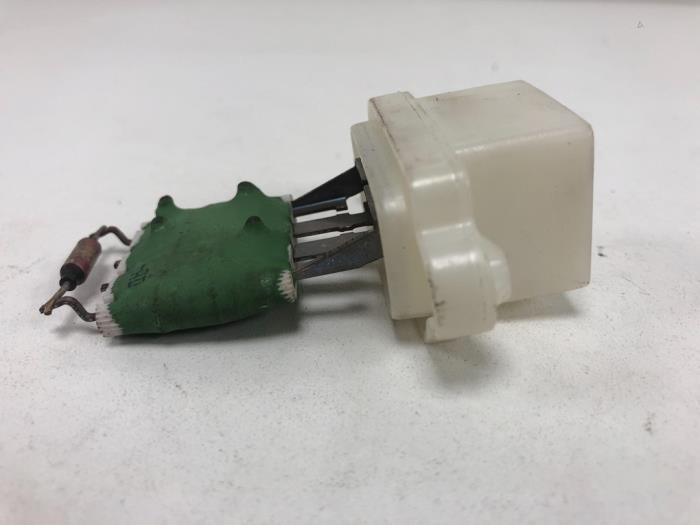 Heater resistor Ford Fiesta 6 1.0 TiVCT 12V 65 12790