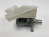 Master cylinder from a Peugeot 206 (2A/C/H/J/S), 1998 / 2012 1.4 XR,XS,XT,Gentry, Hatchback, Petrol, 1.360cc, 55kW (75pk), FWD, TU3JP; KFW, 2000-08 / 2005-03, 2CKFW; 2AKFW 2000