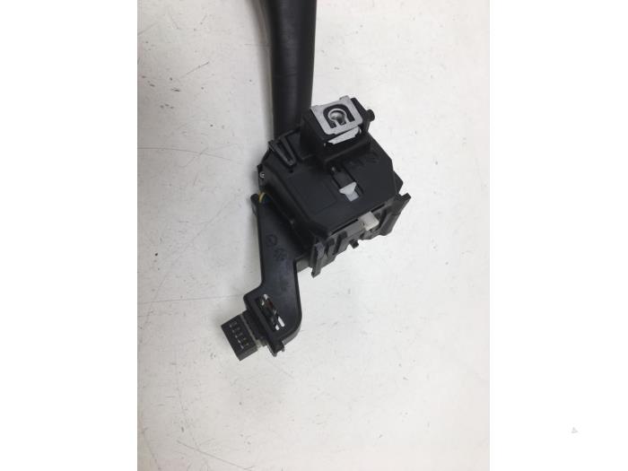 Indicator switch from a Seat Leon (1P1) 1.6 2010
