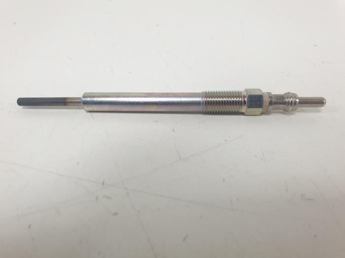 Begagnade Glödstift Citroen Nemo (AA) 1.3 HDi 75 Pris € 10,00 Marginaltabell erbjuds av F. van den Mosselaar autodemontage