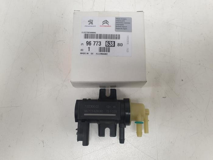Usagé Régulateur pression turbo Peugeot 308 SW (L4/L9/LC/LJ/LR) 1.6 BlueHDi 120 Prix € 24,20 Prix TTC proposé par F. van den Mosselaar autodemontage