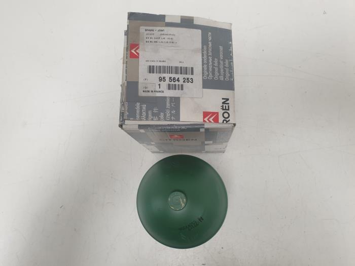 Begagnade Tryckackumulator Citroen BX 1.1 -> 1.6 14 TE Pris € 20,00 Marginaltabell erbjuds av F. van den Mosselaar autodemontage