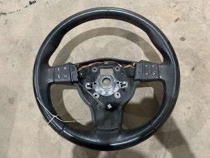 Used Steering wheel Seat Leon (1P1) 1.6 Price € 35,00 Margin scheme offered by F. van den Mosselaar autodemontage