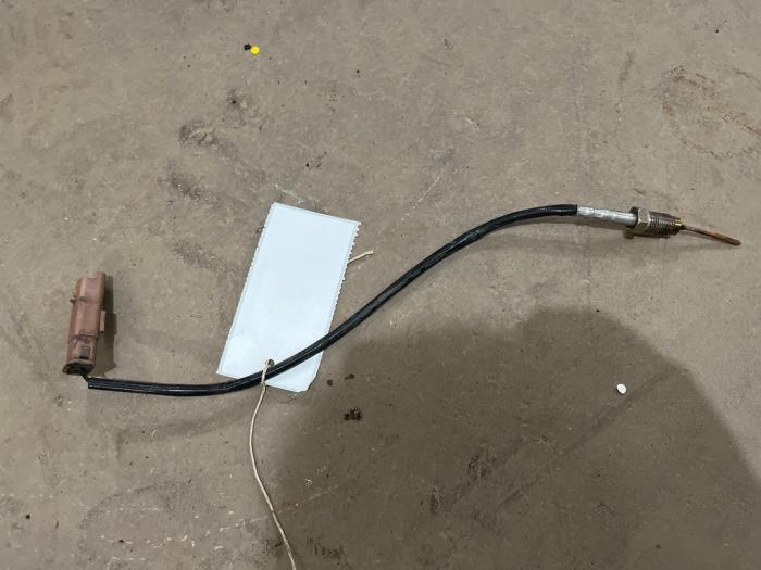 Begagnade Partikelfiltersensor Citroen C4 Berline (NC) 1.6 Hdi 90 Pris € 10,00 Marginaltabell erbjuds av F. van den Mosselaar autodemontage