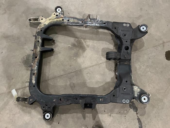 Subframe from a Opel Vectra C GTS 2.2 DIG 16V 2006