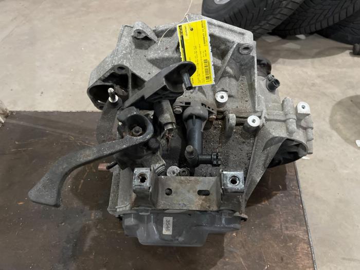 Gearbox Skoda Fabia II 1.2i - 096394 LNR