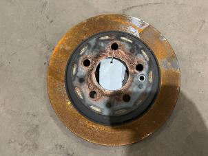 Used Rear brake disc Mercedes Vito (447.6) 1.6 111 CDI 16V Price € 25,00 Margin scheme offered by F. van den Mosselaar autodemontage