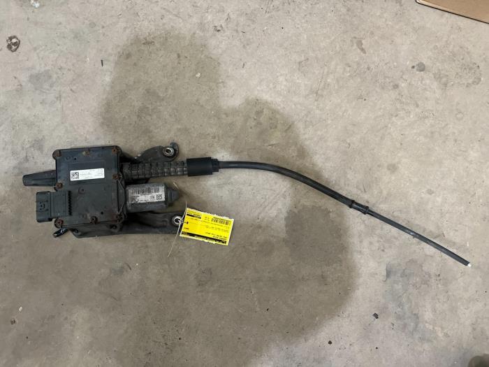 Usagé Moteur frein à main Opel Astra J (PC6/PD6/PE6/PF6) 2.0 CDTI 16V 165 Ecotec Prix € 75,00 Règlement à la marge proposé par F. van den Mosselaar autodemontage