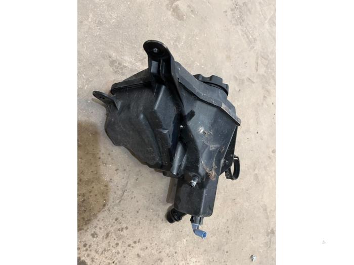 Expansion vessel from a BMW 1 serie (E87/87N) 120d 16V 2006