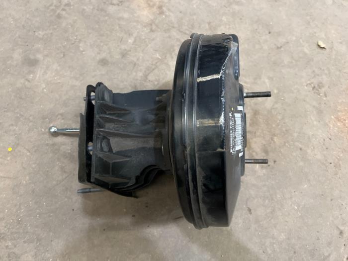 Usagé Servo frein Peugeot 508 SW (8E/8U) 1.6 HDiF 16V Prix € 35,00 Règlement à la marge proposé par F. van den Mosselaar autodemontage