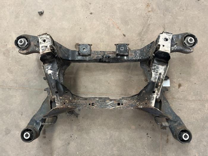 Subframe Jaguar XE 2.0 D E-Performance 16V - 151127W056