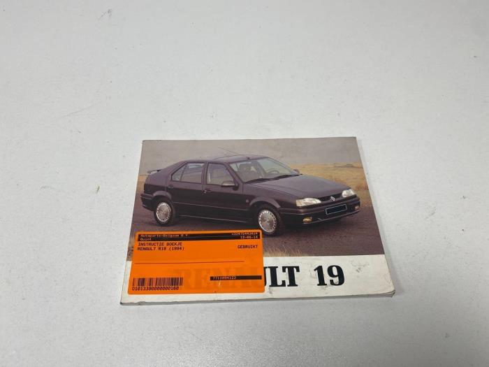 Używane Instrukcja Renault R19 Cena € 10,00 Procedura marży oferowane przez F. van den Mosselaar autodemontage
