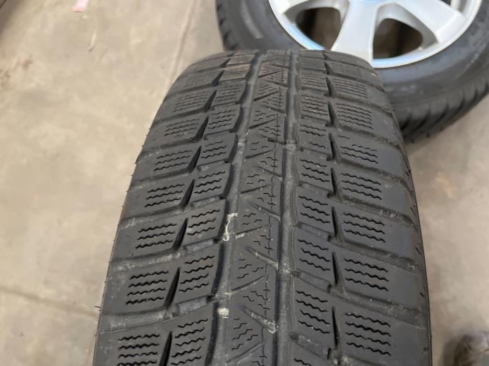 Set of wheels + winter tyres Renault Captur 1.2 TCE 16V EDC - 4X100 ...