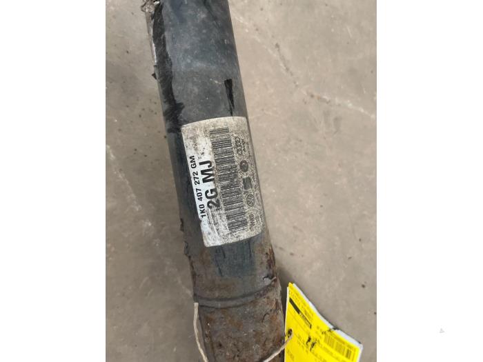 Front drive shaft, right from a Seat Leon (1P1) 1.9 TDI 105 2007