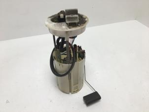 Usados Bomba eléctrica de combustible Citroen Jumper (23) 2.8 HDi Precio € 25,00 Norma de margen ofrecido por F. van den Mosselaar autodemontage