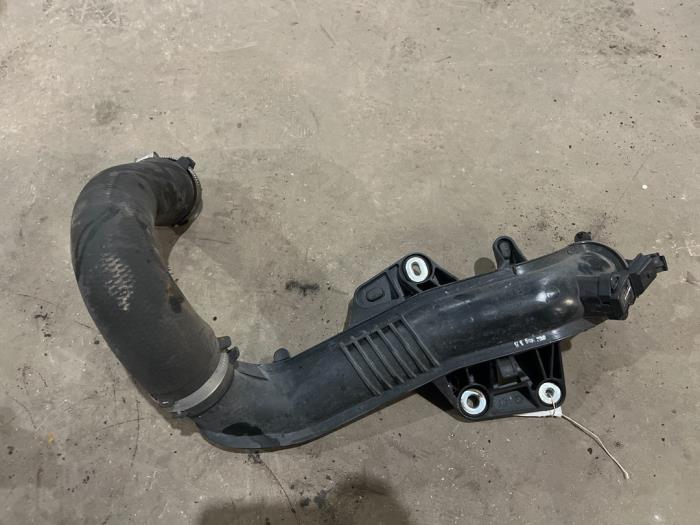 Gebrauchte Intercooler Rohr Audi A4 Avant (B8) 1.8 TFSI 16V Preis € 20,00 Margenregelung angeboten von F. van den Mosselaar autodemontage