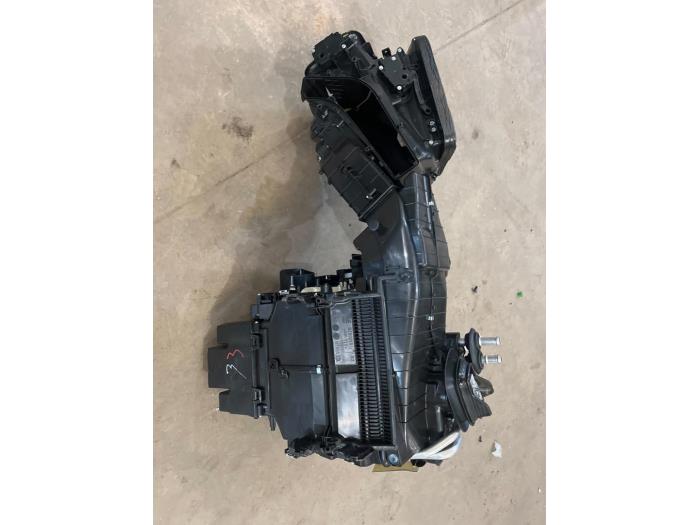 Boîtier chauffage d'un Audi E-Tron (GEN) 50 2019