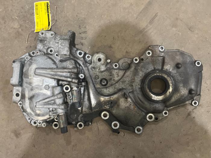 Usagé Couvercle de distribution Renault Clio IV (5R) 1.6 Turbo 16V RS 200 EDC Prix € 75,00 Règlement à la marge proposé par F. van den Mosselaar autodemontage