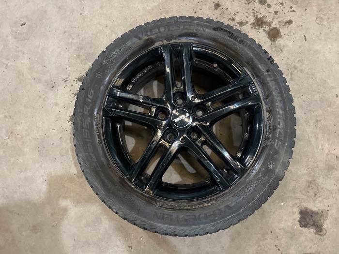 Set of sports wheels + winter tyres from a Kia Cee'd (JDB5) 1.6 CRDi 16V VGT 2018