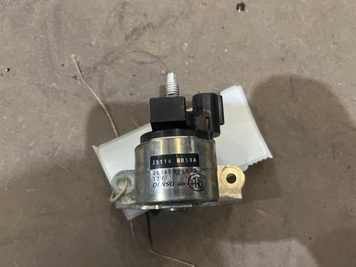 Używane Kondensator start/stop Nissan Qashqai (J11) 1.6 DIG-T 163 16V Cena € 17,50 Procedura marży oferowane przez F. van den Mosselaar autodemontage